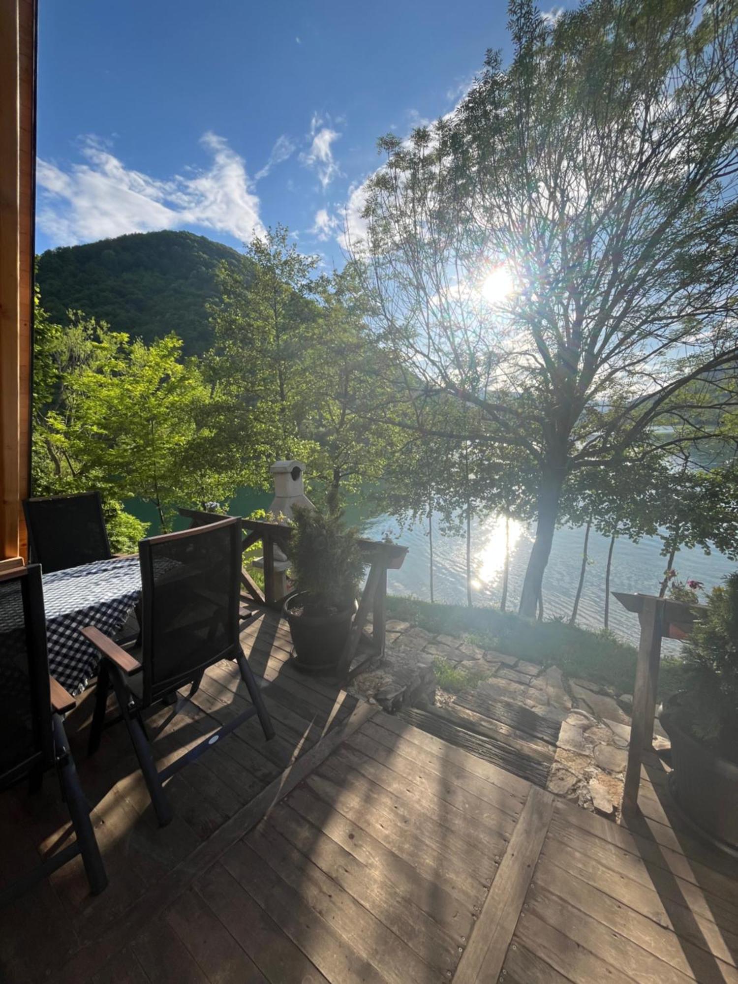 Vikendica - Rajski Poluotok Jajce Buitenkant foto